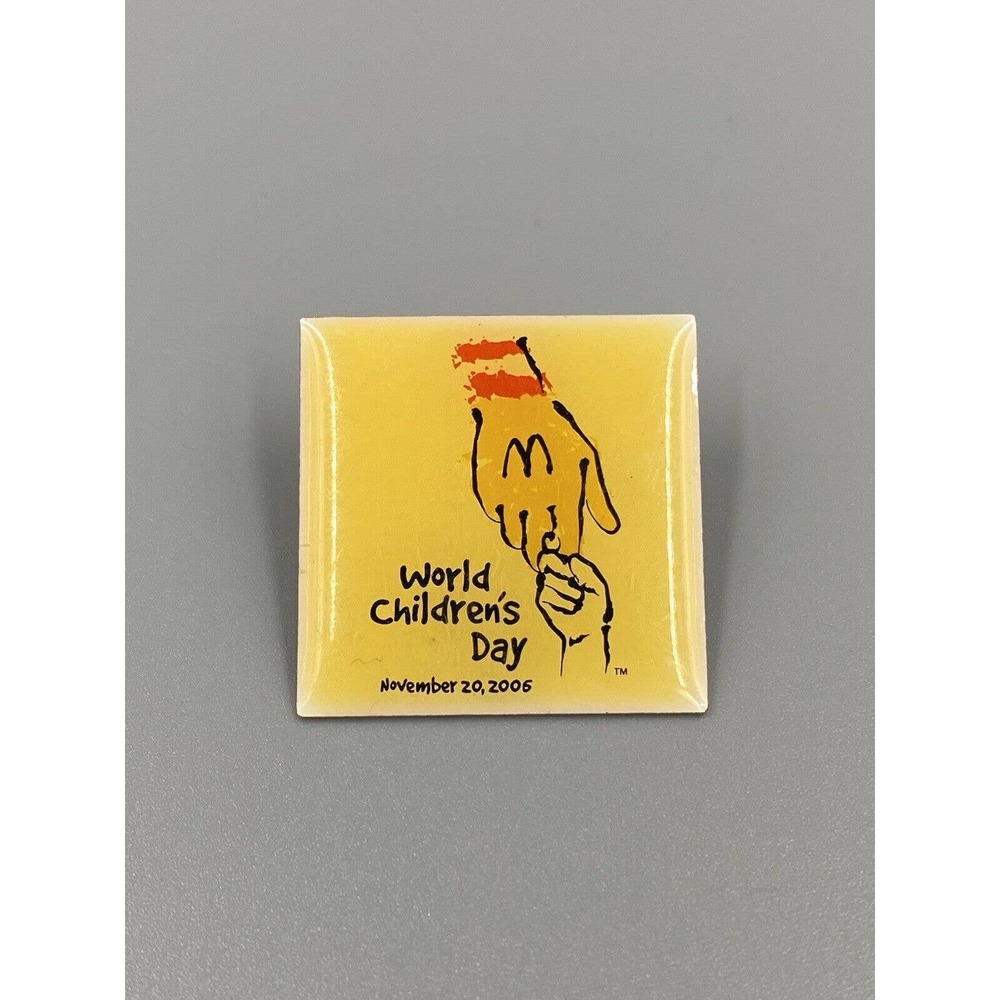 McDonalds‎ World Children's Day November 20, 2006 Lapel Hat Vest Pin